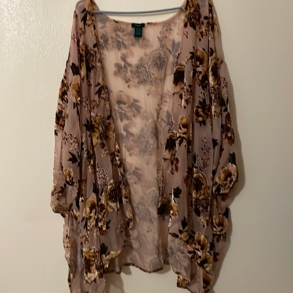 Cute Floral Shawl